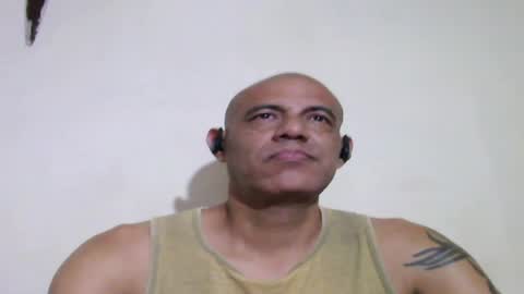 Snapshot of retlam37 chatting on 05-15-26, 05:03 Walter online show from 05-15-26, 05:03