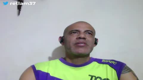 Snapshot of retlam37 chatting on 05-24-26, 04:50 Walter online show from 05-24-26, 04:50