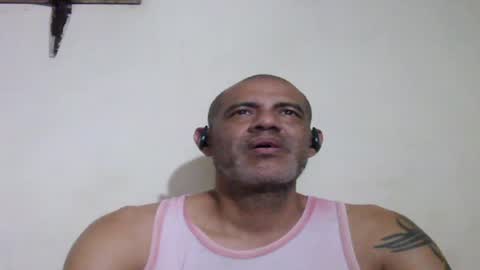 Snapshot of retlam37 chatting on 05-28-26, 04:32 Walter online show from 05-28-26, 04:32