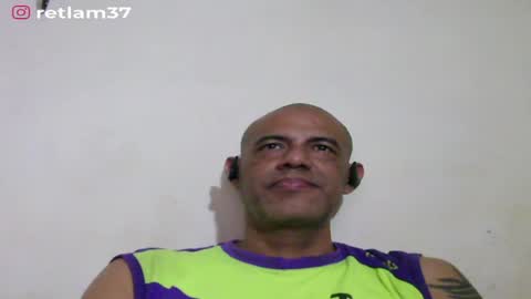 Snapshot of retlam37 chatting on 05-30-26, 06:10 Walter online show from 05-30-26, 06:10