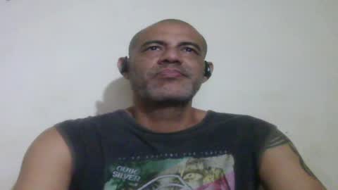 Snapshot of retlam37 chatting on 06-02-26, 07:49 Walter online show from 06-02-26, 07:49