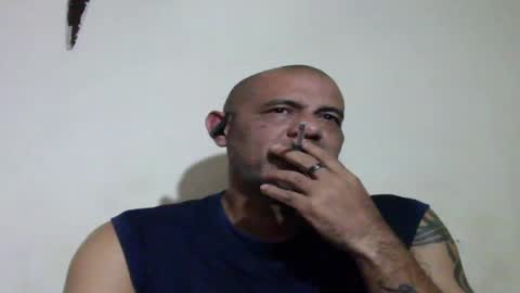 Snapshot of retlam37 chatting on 06-09-26, 03:51 Walter online show from 06-09-26, 03:51
