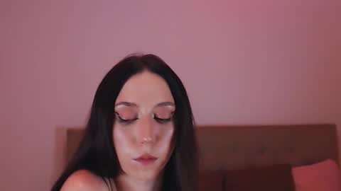 Snapshot of revealyourdarkdesires chatting on 09-28-25, 09:09 revealyourdarkdesires online show from 09-28-25, 09:09