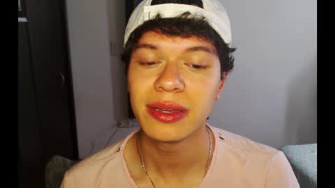 Snapshot of rexbunnybody chatting on 02-26-25, 04:14 Rex online show from 02-26-25, 04:14