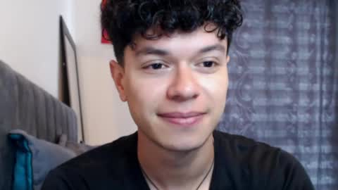 Snapshot of rexbunnybody chatting on 06-03-26, 01:46 Rex online show from 06-03-26, 01:46