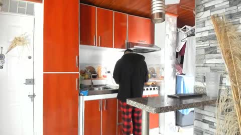 reymasterhot online show from 10-19-25, 01:45