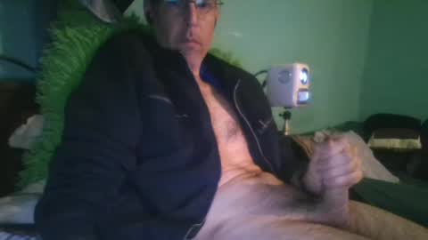 reyes_albert2006 online show from 01-18-25, 12:26