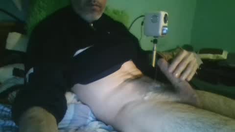 reyes_albert2006 online show from 01-25-25, 07:39