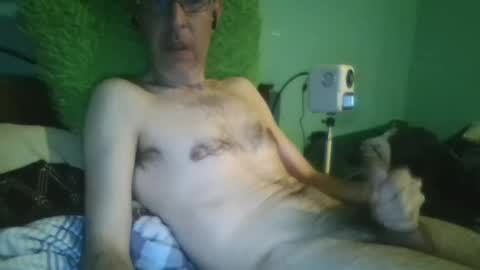 reyes_albert2006 online show from 03-02-25, 11:31