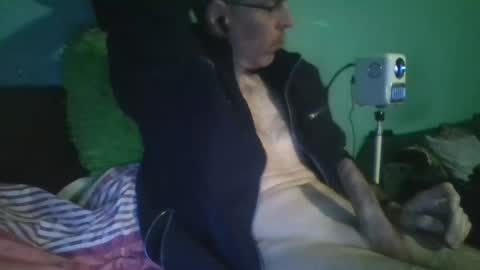 Snapshot of reyes_albert2006 chatting on 02-23-26, 11:51 reyes_albert2006 online show from 02-23-26, 11:51