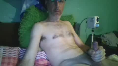 Snapshot of reyes_albert2006 chatting on 03-07-26, 06:38 reyes_albert2006 online show from 03-07-26, 06:38