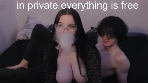 Snapshot of reyreyclub chatting on 02-08-25, 02:49 reyreyclub online show from 02-08-25, 02:49