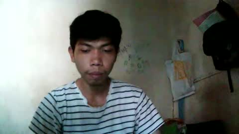 Snapshot of rezanan chatting on 11-29-25, 07:44 Rezanan online show from 11-29-25, 07:44