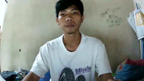 Snapshot of rezanan chatting on 12-01-25, 09:47 Rezanan online show from 12-01-25, 09:47