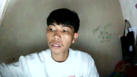 Snapshot of rezanan chatting on 12-19-25, 05:09 Rezanan online show from 12-19-25, 05:09