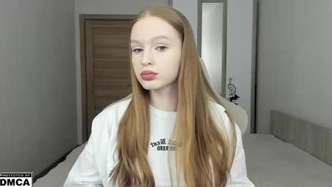 nice to meet you  3  I am Milena online show from 04-19-26, 08:22