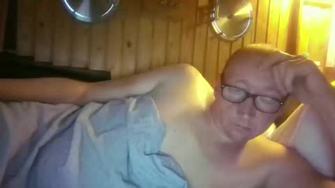 Snapshot of rezznova chatting on 05-03-26, 10:32 Joe online show from 05-03-26, 10:32