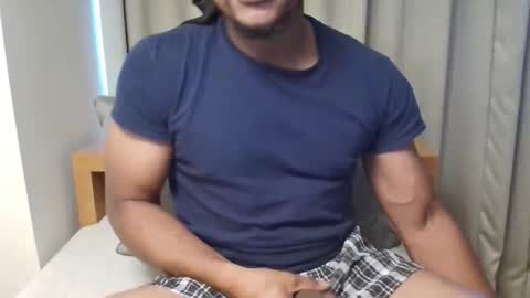 Snapshot of rfryre chatting on 12-19-25, 07:54 Taye online show from 12-19-25, 07:54