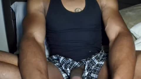 Snapshot of rfryre chatting on 06-17-26, 09:56 Taye online show from 06-17-26, 09:56