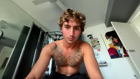 Snapshot of rg1798 chatting on 12-11-24, 05:37 rg1798 online show from 12-11-24, 05:37