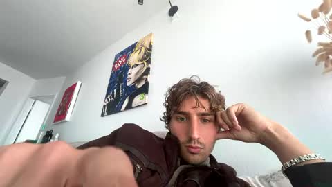 Snapshot of rg1798 chatting on 12-13-24, 03:21 rg1798 online show from 12-13-24, 03:21