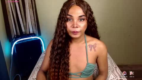 rhianasollway69 online show from 12-04-25, 07:39