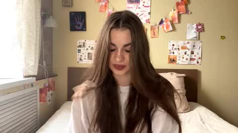 Snapshot of rhiannonmuccigrosso chatting on 10-31-25, 08:26 Anna online show from 10-31-25, 08:26