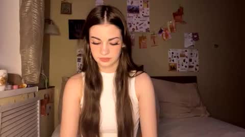 Snapshot of rhiannonmuccigrosso chatting on 12-04-25, 03:10 Anna online show from 12-04-25, 03:10