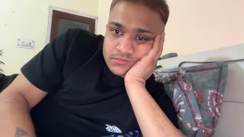 Rhythm Hates online show from 10-19-25, 04:18