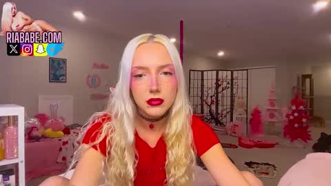 ria  online show from 12-23-25, 04:10