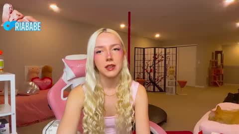 ria  online show from 02-12-26, 03:45