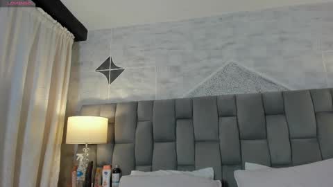 Snapshot of rianamanson chatting on 02-18-25, 03:21 Riana online show from 02-18-25, 03:21