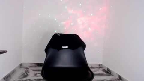 Snapshot of riancum chatting on 12-20-25, 07:59 juan online show from 12-20-25, 07:59