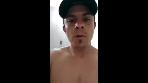 ricardo211508 online show from 05-02-26, 08:58
