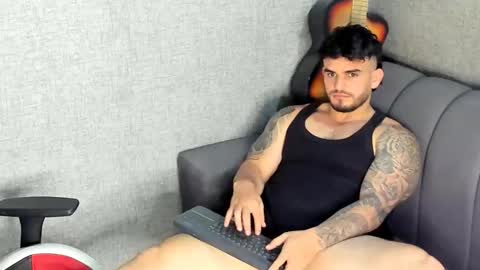 ricardogonzalez666 online show from 10-26-25, 12:05
