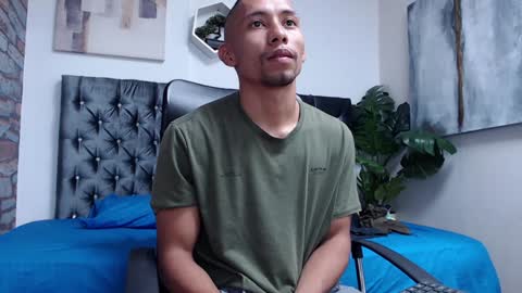 Snapshot of richar_voller chatting on 12-14-24, 02:31 richar_voller online show from 12-14-24, 02:31
