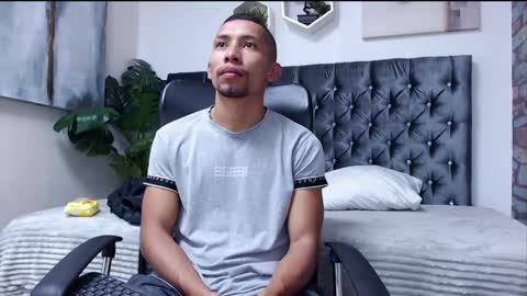 Snapshot of richar_voller chatting on 12-19-24, 11:18 richar_voller online show from 12-19-24, 11:18