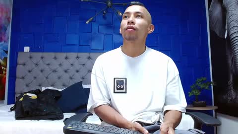 Snapshot of richar_voller chatting on 01-09-25, 11:25 richar_voller online show from 01-09-25, 11:25