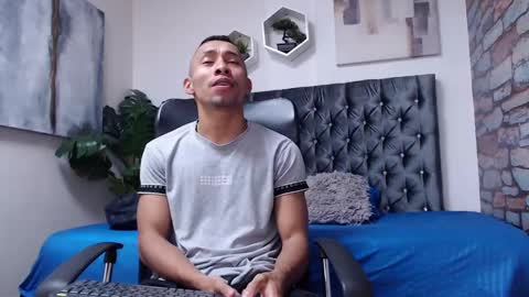 Snapshot of richar_voller chatting on 01-10-25, 11:22 richar_voller online show from 01-10-25, 11:22