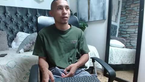 Snapshot of richar_voller chatting on 03-05-25, 04:13 richar_voller online show from 03-05-25, 04:13
