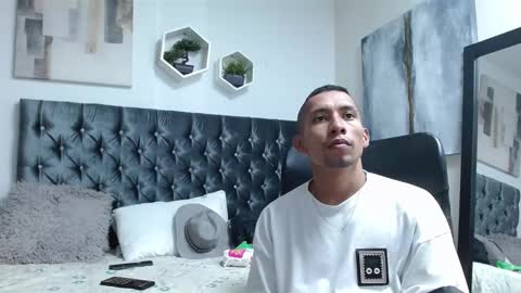 Snapshot of richar_voller chatting on 03-07-25, 02:45 richar_voller online show from 03-07-25, 02:45