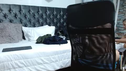 Snapshot of richar_voller chatting on 03-11-25, 03:02 richar_voller online show from 03-11-25, 03:02