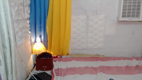 Snapshot of richard440842 chatting on 10-10-25, 02:43 richard440842 online show from 10-10-25, 02:43