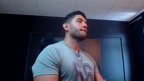 Ricardo online show from 11-28-25, 02:20