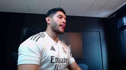 Ricardo online show from 01-06-26, 01:48