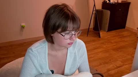 Luna online show from 07-01-26, 06:51