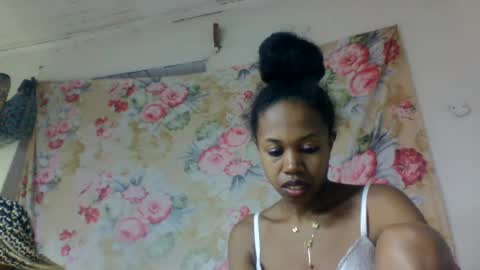 Snapshot of richimelaa chatting on 05-28-26, 02:42 richimelaa online show from 05-28-26, 02:42