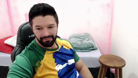 Snapshot of richrolland chatting on 02-05-25, 07:10 Rickseduction online show from 02-05-25, 07:10