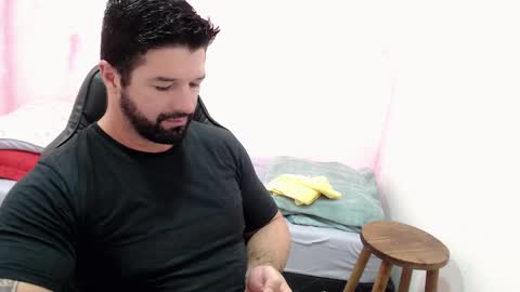 Snapshot of richrolland chatting on 02-10-25, 01:14 Rickseduction online show from 02-10-25, 01:14