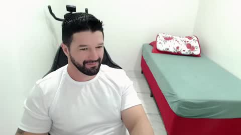 Snapshot of richrolland chatting on 02-20-25, 08:36 Rickseduction online show from 02-20-25, 08:36